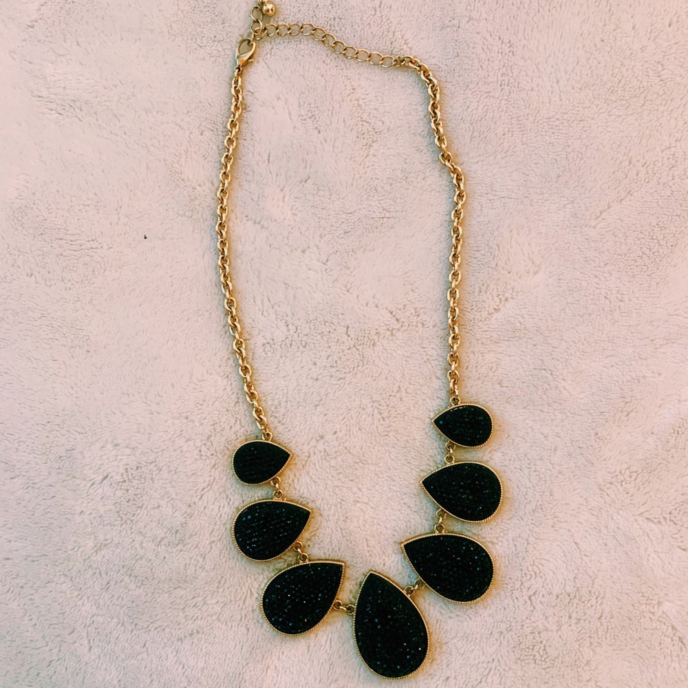 Classy Black/ Gold Necklace